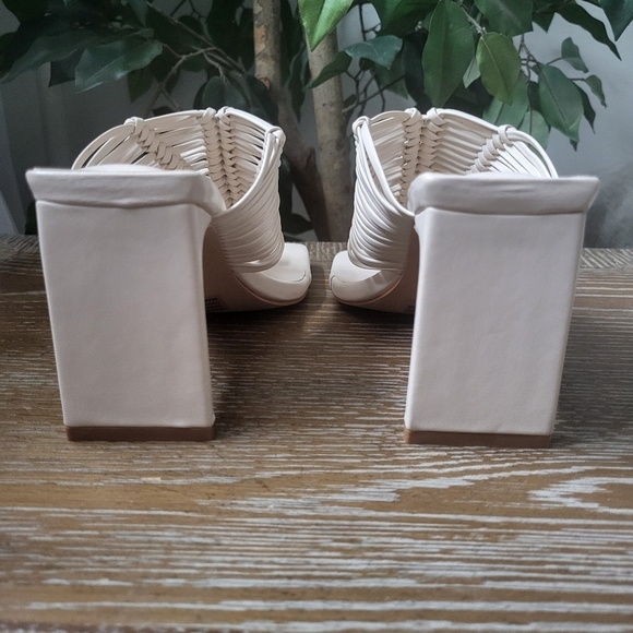 NWT Gabrielle Union Women's Evianna White Weave Thong Slip On Sandal Size 6 - Picture 6 of 11